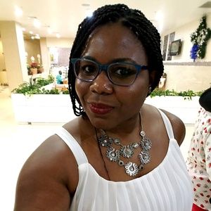 Meet your Posher, Tavia